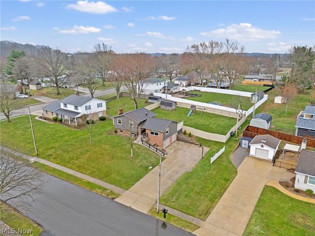 2120 Edmar Street, Louisville, OH 44641