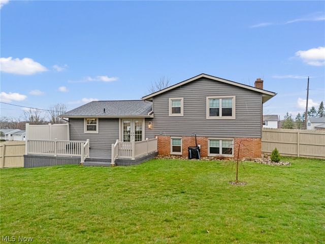 2120 Edmar Street, Louisville, OH 44641