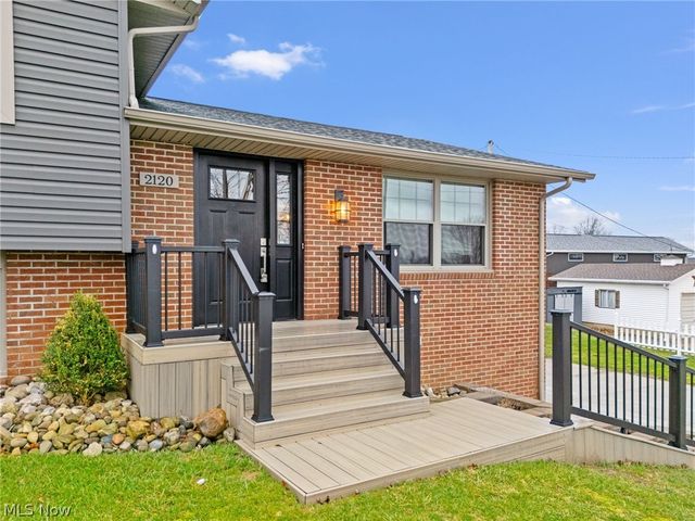 2120 Edmar Street, Louisville, OH 44641