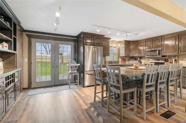 2120 Edmar Street, Louisville, OH 44641