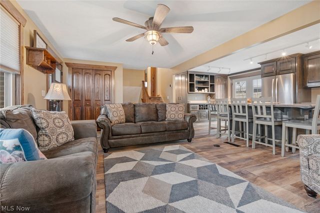 2120 Edmar Street, Louisville, OH 44641