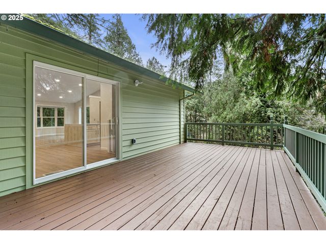 6647 Se 122ND Ave, Portland, OR 97236