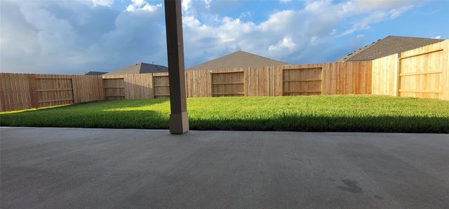 10615 Summers Way, Beasley, TX 77417