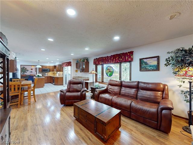32145 Sedgefield Oval, Solon, OH 44139