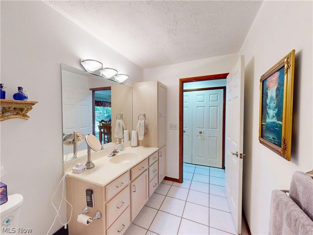 32145 Sedgefield Oval, Solon, OH 44139
