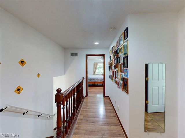 32145 Sedgefield Oval, Solon, OH 44139