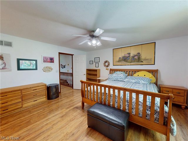 32145 Sedgefield Oval, Solon, OH 44139