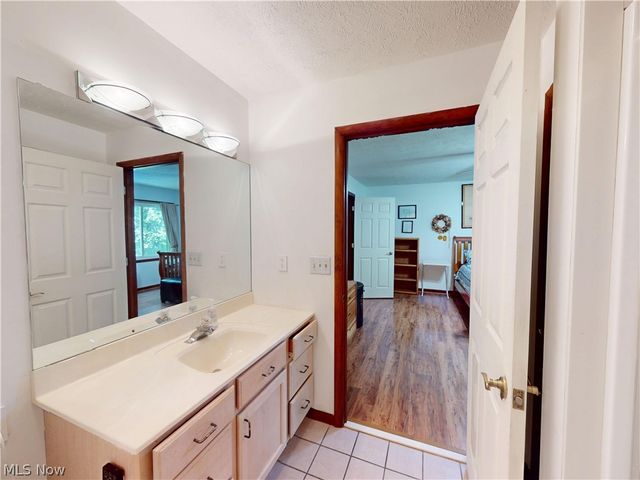 32145 Sedgefield Oval, Solon, OH 44139