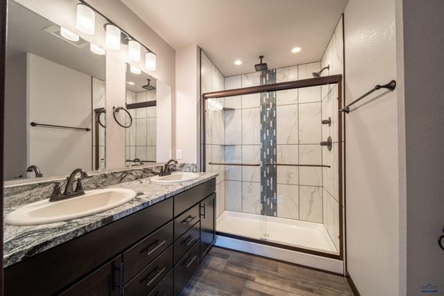 1252 KODIAK DRIVE, Box Elder, SD 57719