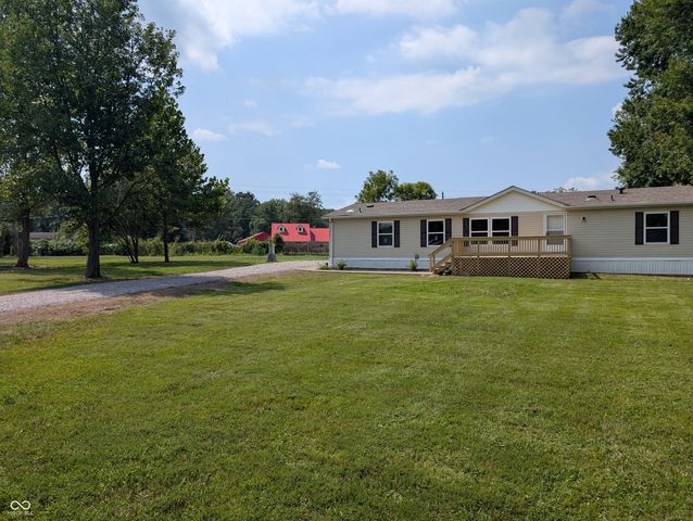 260 Hawthorne Drive, North Vernon, IN 47265