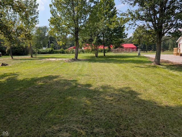 260 Hawthorne Drive, North Vernon, IN 47265