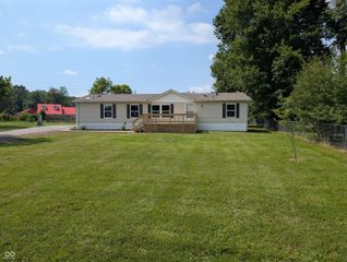 260 Hawthorne Drive, North Vernon, IN 47265