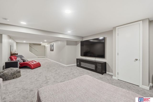 6701 Adams Street, Lincoln, NE 68507