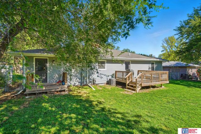 6701 Adams Street, Lincoln, NE 68507