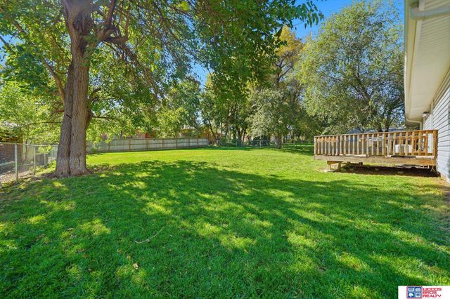 6701 Adams Street, Lincoln, NE 68507