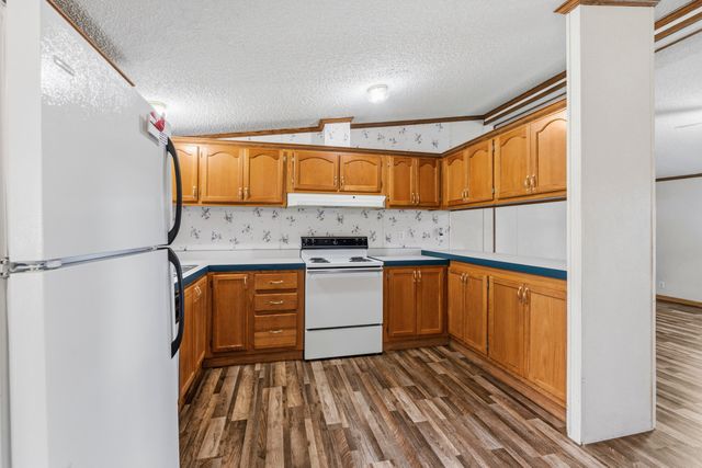 18509 S 1600 Road, Nevada, MO 64772