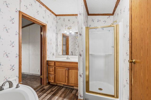18509 S 1600 Road, Nevada, MO 64772
