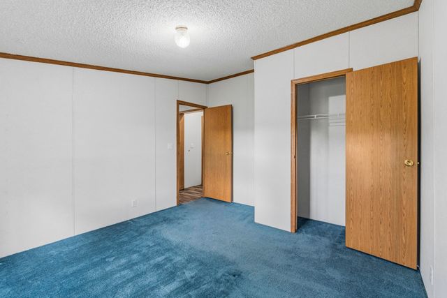 18509 S 1600 Road, Nevada, MO 64772