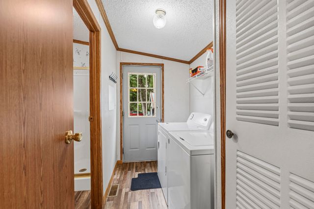 18509 S 1600 Road, Nevada, MO 64772