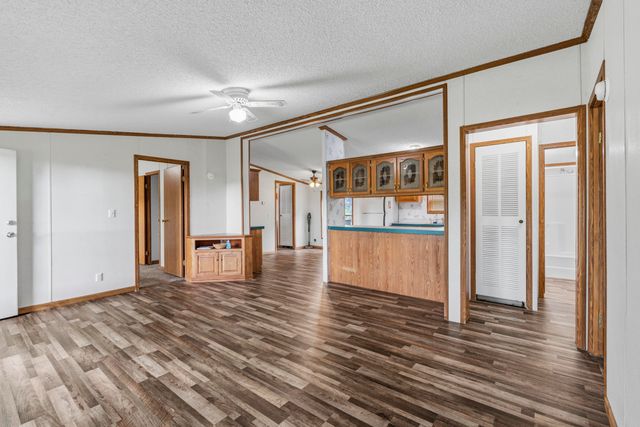 18509 S 1600 Road, Nevada, MO 64772