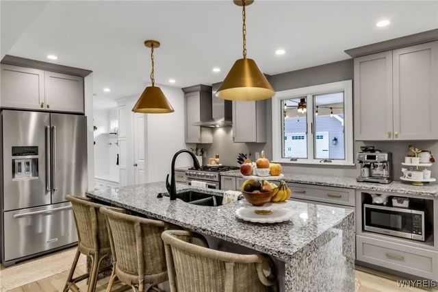 160 High Park Blvd, Amherst, NY 14226