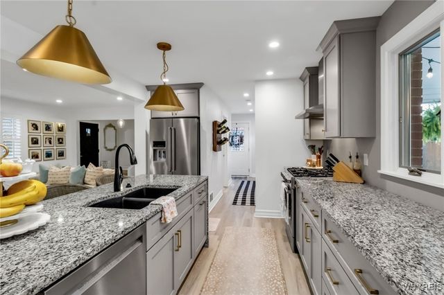 160 High Park Blvd, Amherst, NY 14226