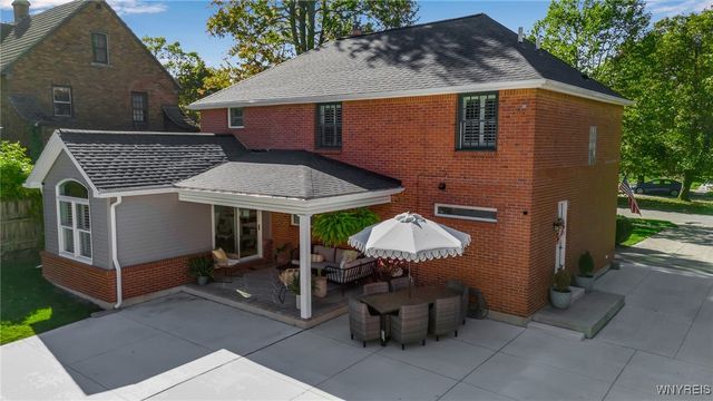 160 High Park Blvd, Amherst, NY 14226