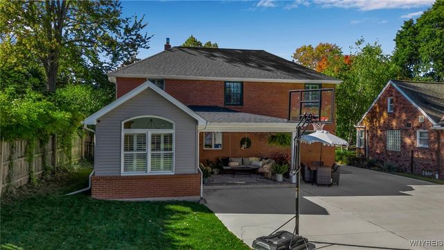 160 High Park Blvd, Amherst, NY 14226