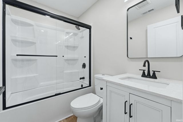 1317 Reckeweg Road, Fort Wayne, IN 46804