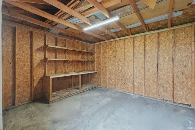 1317 Reckeweg Road, Fort Wayne, IN 46804