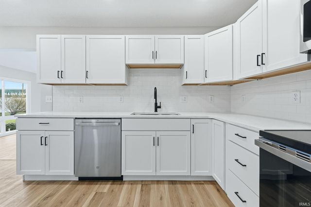 1317 Reckeweg Road, Fort Wayne, IN 46804