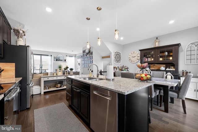 105 MERIDIAN LN, Sewell, NJ 08080