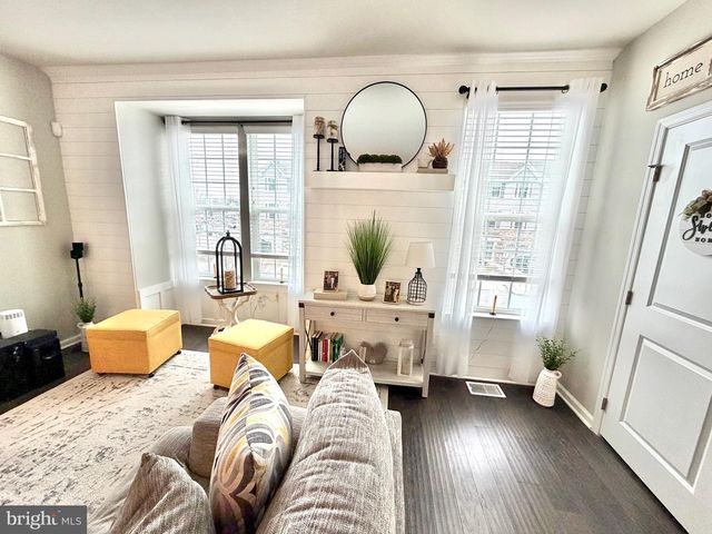 105 MERIDIAN LN, Sewell, NJ 08080