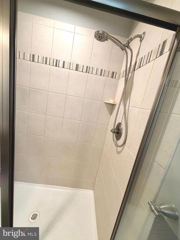 105 MERIDIAN LN, Sewell, NJ 08080