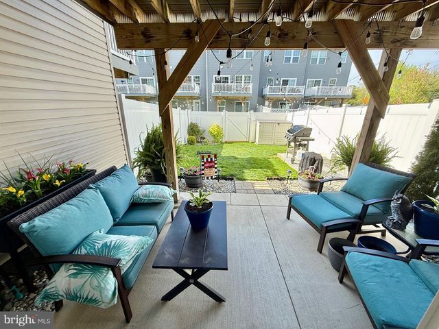 105 MERIDIAN LN, Sewell, NJ 08080