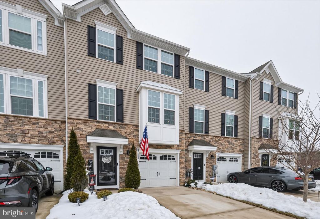 105 MERIDIAN LN, Sewell, NJ 08080