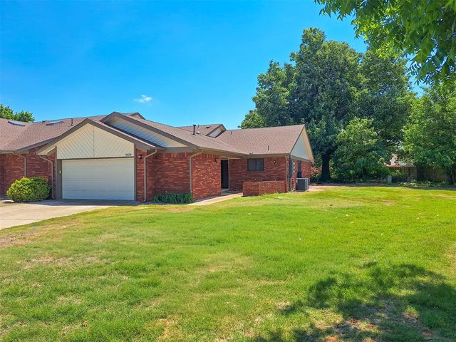 11929 N Mustang Road, Yukon, OK 73099