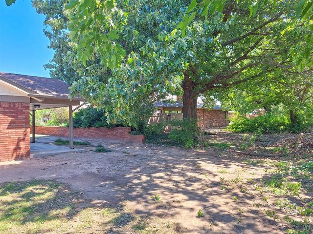 11929 N Mustang Road, Yukon, OK 73099
