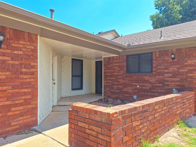 11929 N Mustang Road, Yukon, OK 73099