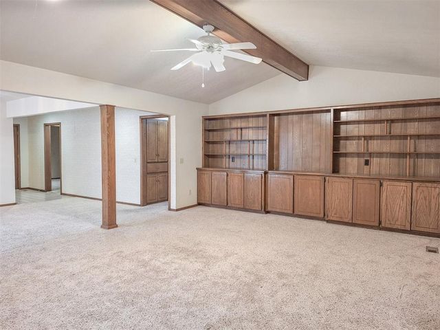 11929 N Mustang Road, Yukon, OK 73099