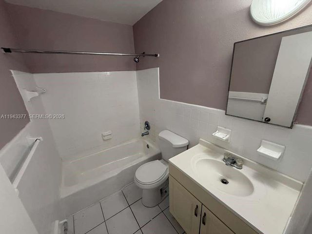 2916 Funston Street 53A, Hollywood, FL 33020
