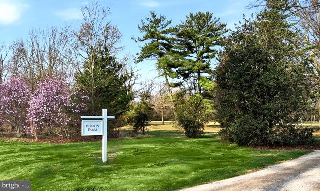 8612 TILGHMAN ISLAND RD, Wittman, MD 21676