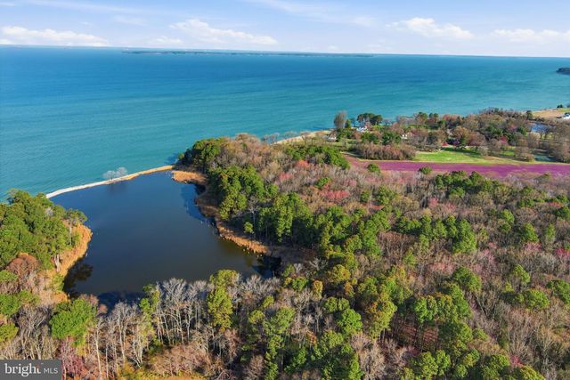 8612 TILGHMAN ISLAND RD, Wittman, MD 21676