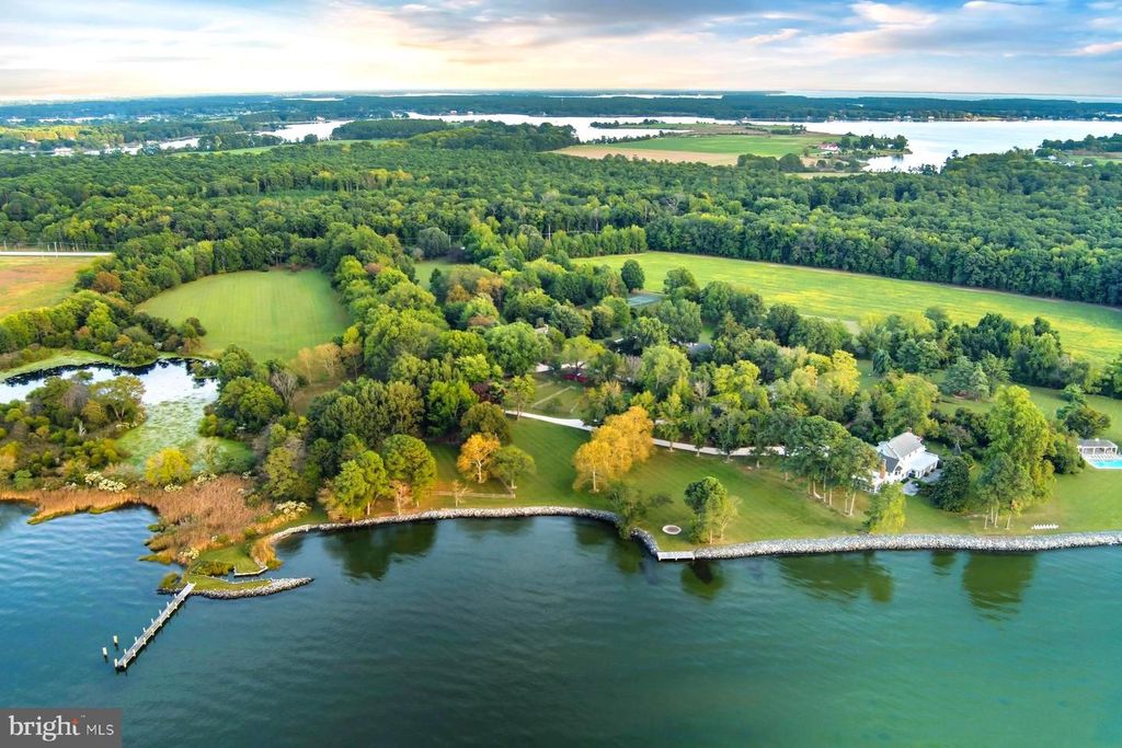 8612 TILGHMAN ISLAND RD, Wittman, MD 21676