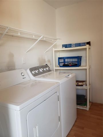 601 Ives Dairy Rd 405-8, Miami, FL 33179