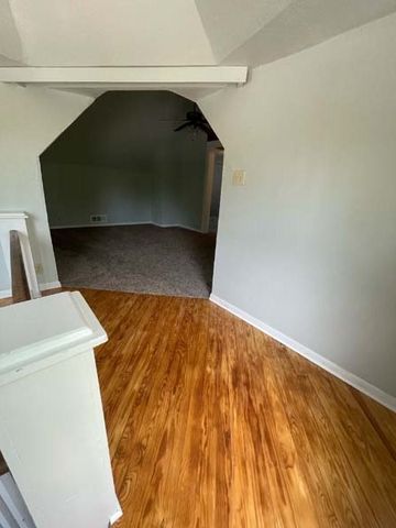700 N Dallas Street, Ennis, TX 75119