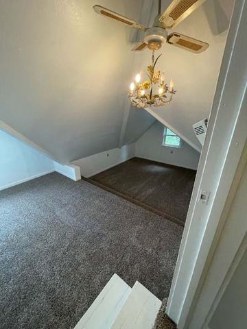 700 N Dallas Street, Ennis, TX 75119