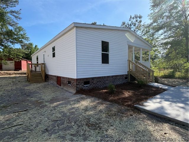 4050 Lodge Drive, Wade, NC 28395