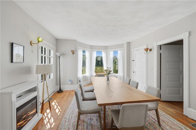 3672 S County Trail, Richmond, RI 02892