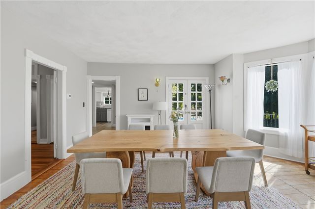 3672 S County Trail, Richmond, RI 02892